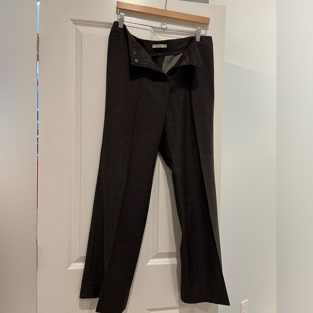 Santorelli Women’s dark grey trousers size 8. Excellent condition